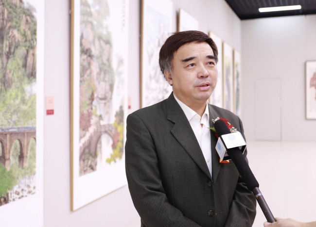 笔底烟霞映山河——彭利铭山水画的笔墨新境