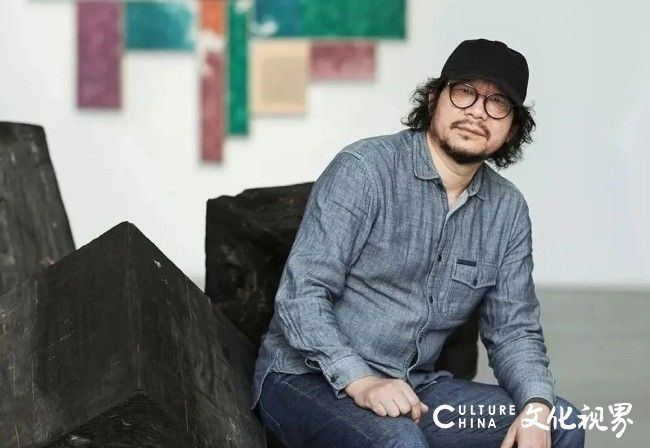 《桑火尧：笔触宇宙》明日将亮相上海浦东美术馆 | 朱长元：从艺术着眼，向未来、未知发问