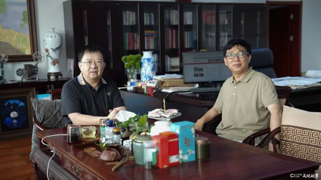 所有相逢，归于一纸“共鸣”——著名油画家张曙光走进文化视界