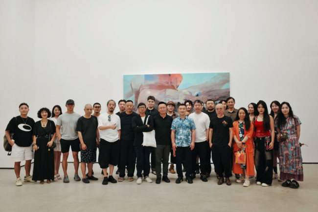 在AI时代，为绘画寻找一个缝隙——“云罅·毛艳阳个展”在成都开幕，展期至9月20日