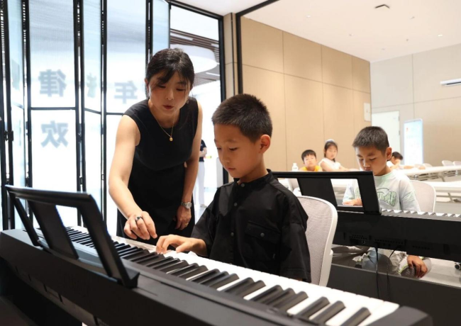 威海临港区:缤纷暑假暖童心!“家门口”乐享公益文化大餐
