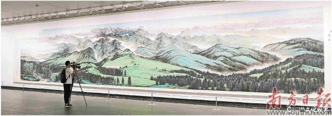 天山揽胜韵,粤新结艺缘——16米长卷《大美天山》广东首展见证粤新两地“双向奔赴”