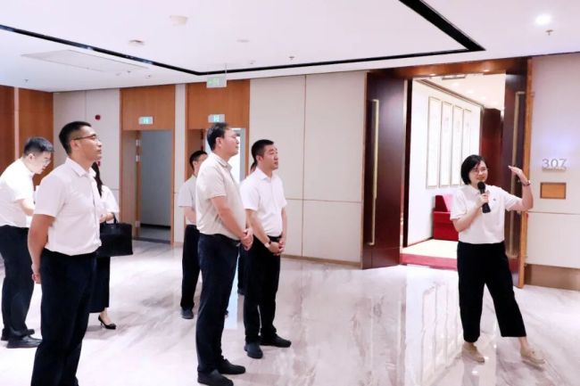中国华冶科工山东分公司与潍坊恒信集团昨日在潍坊签订战略合作协议