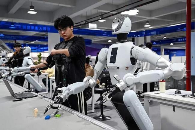 被AI重塑的职业版图,来看你的赛道、你的地盘在哪里?