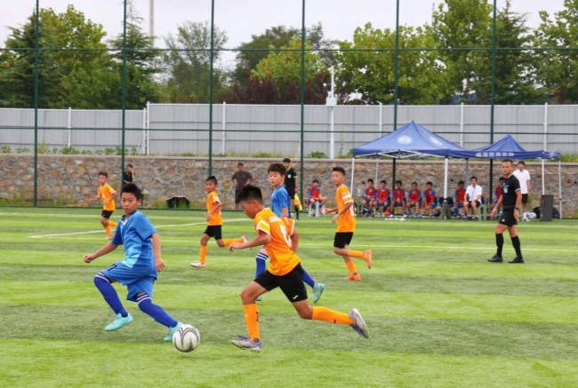 2026年山东省“省长杯”青少年校园足球联赛（小学组）在威海临港区举行