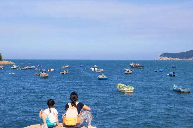 威海市环翠区：来海源公园，邂逅“果冻海”