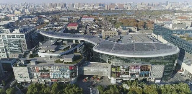 接连关闭三家商铺，上月底优衣库都撤场了——是济南恒隆广场不行了还是实体商家更难干了？