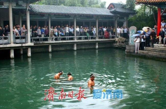 趵突泉迎来持续喷涌23周年，济南推动泉水从“长涌”走向“常兴”