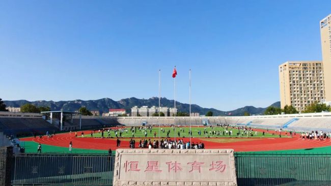 三度纹枰落子,弈道赓续初心——青岛恒星科技学院续写校园围棋传奇