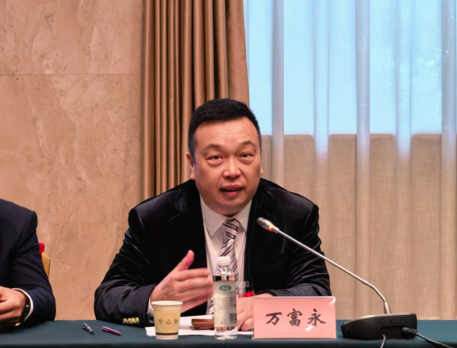 济南市文联连任副主席万富永：把文艺的力量和民营经济的力量汇聚到一起，共同担当文化使命