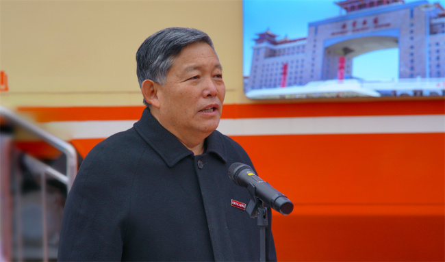 西安交通工程学院校长刘建朝宣布铁路文化教育馆开馆