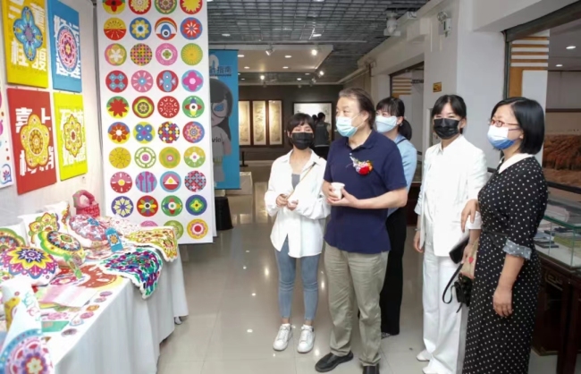 西安交通大学城市学院艺术系2022届毕业生作品展线上线下今日同步开展