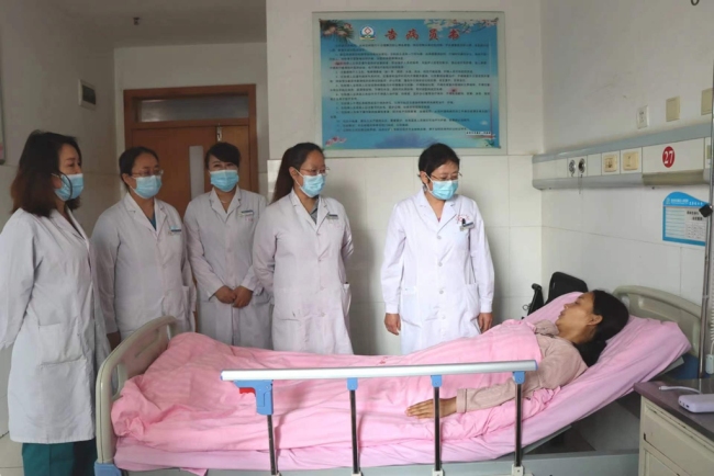 延安安塞区人民医院：疫情防控与医疗服务两不误、两手抓