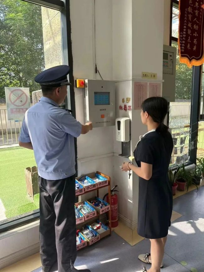 筑牢校园“平安网” 西安经开区全力护航开学季 