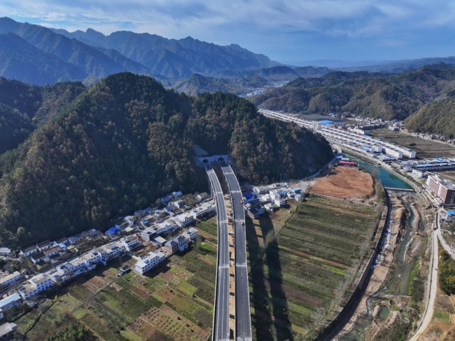 丹宁高速公路丹凤至山阳段今日建成通车