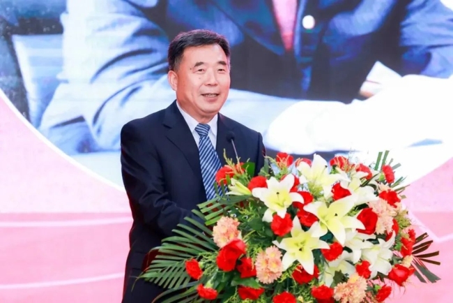经开区首所高等学校西安交通大学城市学院举办建校二十周年庆祝大会