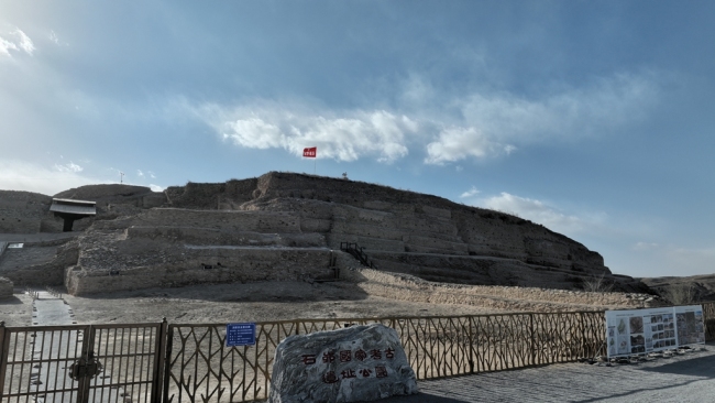 Shimao Site: The largest prehistoric city site in China, known as the 'Stone Breaks the Sky'