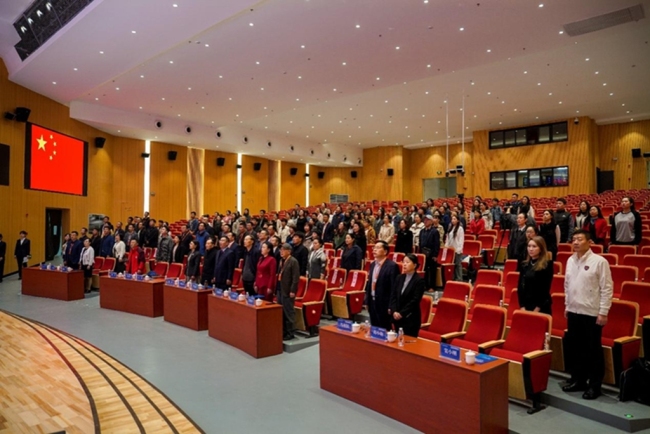 西安市陶行知教育研究会2024年学术年会暨授牌仪式在西安交大附中召开