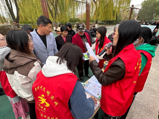 神木市农科社区开展“趣谈生活小常识 让生活不再懵圈”科普知识宣传活动