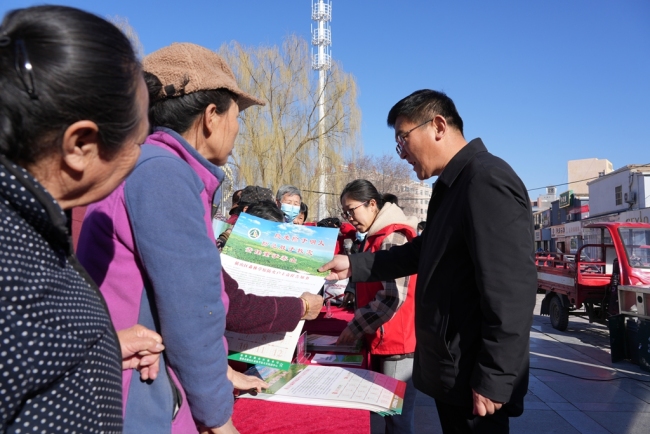 榆林市横山区开展森林草原防火宣传月活动，织密绿色“防护网”