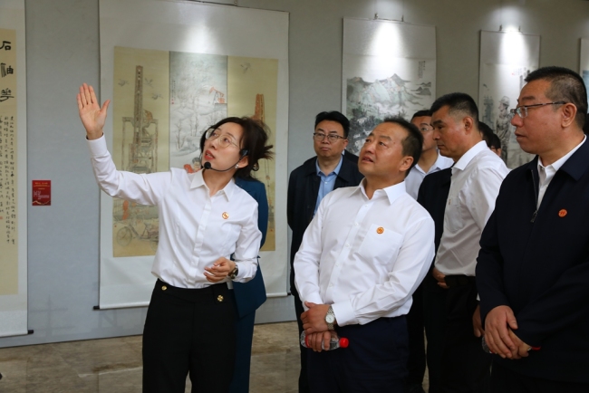全国能源化学地质系统庆祝中华全国总工会成立100周年职工优秀书法绘画作品展暨长庆油田系列庆祝活动在西安举办