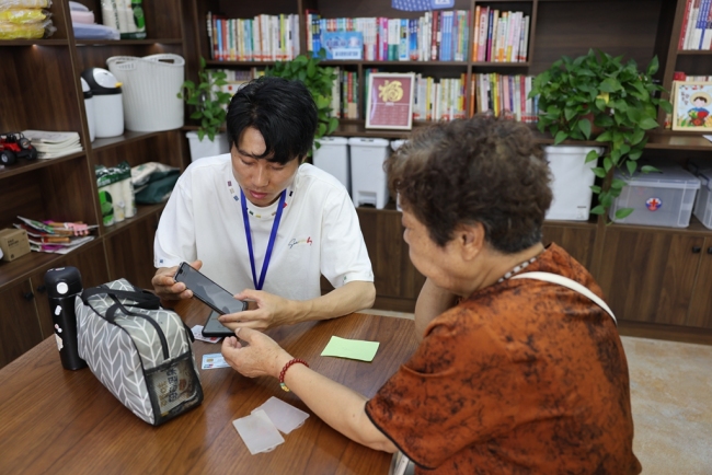 陕西神木：电子社保卡激活零距离，服务群众暖人心