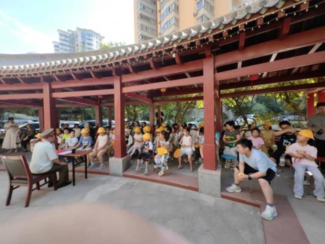 西安市碑林区张家村街道举办邻里亲子研学活动