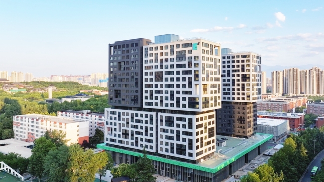西安欧亚学院董事长胡建波：你想和谁做大学公寓的室友？