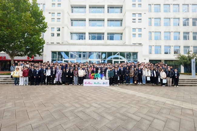 2025年iCAN大赛西北赛区决赛在西安欧亚学院举办