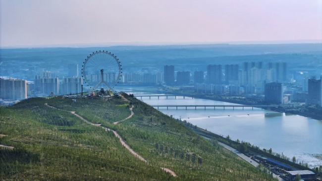 网络名人走进神木开展“绿水青山看神木”生态行活动