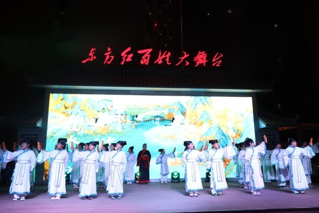 2025中国·榆林第四届沿黄观光路国际自行车赛佳县站开赛