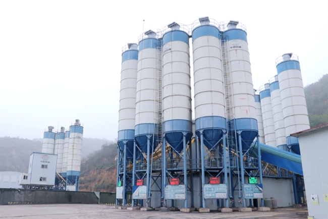 青春铸轨向延安——陕西铁路工程职业技术学院学子建功西延高铁建设纪实