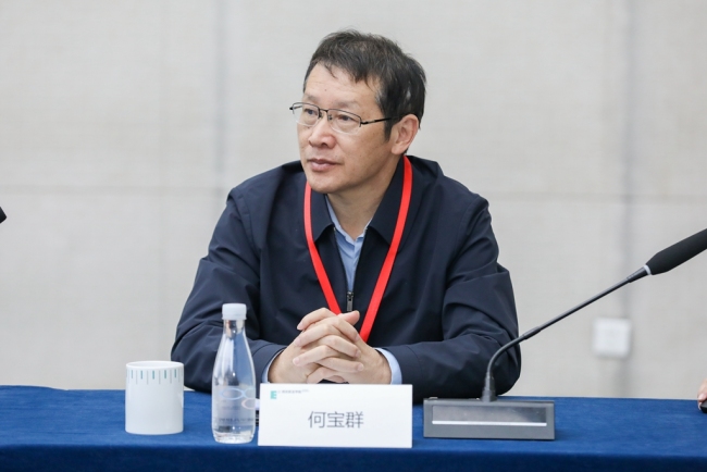 小学教育专业专家组成员、厦门实验小学校长何宝群反馈个人意见和建议