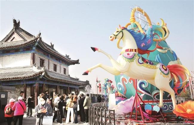 2026西安城墙新春灯会元旦启幕