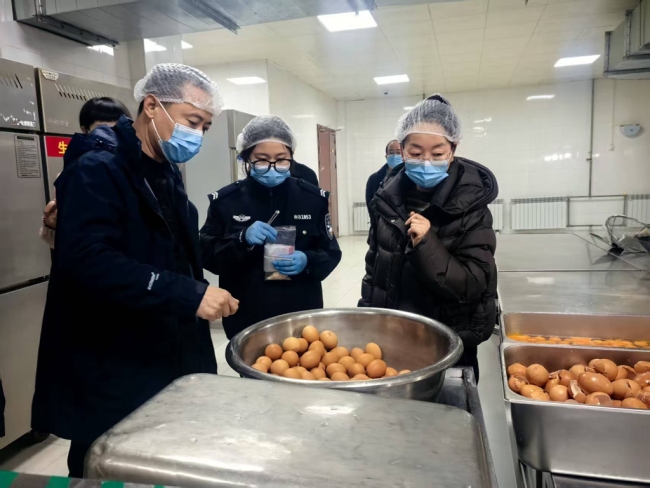 陕西府谷公安食品快检进校园科技赋能筑牢安全防线