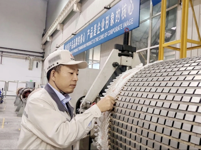 中车永济电机公司员工荣获全国铁路“火车头奖章”