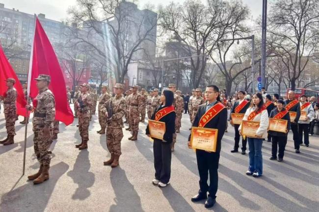西安市碑林区举行2026年上半年新兵欢送大会暨立功喜报庆送活动