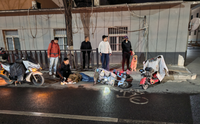 韩红辉：危急时刻挺身护民 平凡善举彰显担当