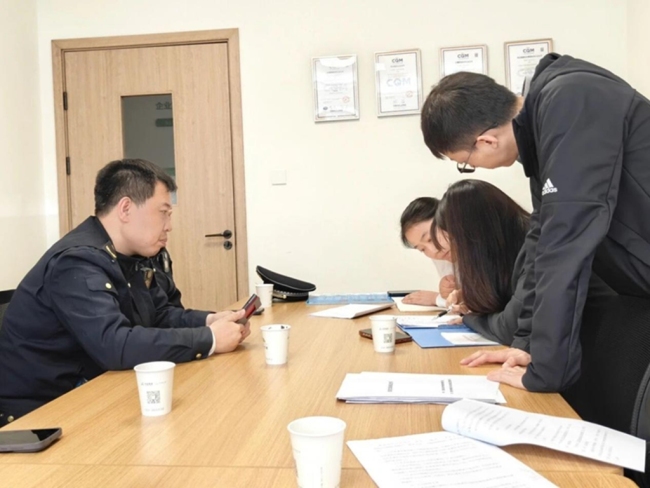 西安经开区：上门送策解企忧 精准帮扶助分类