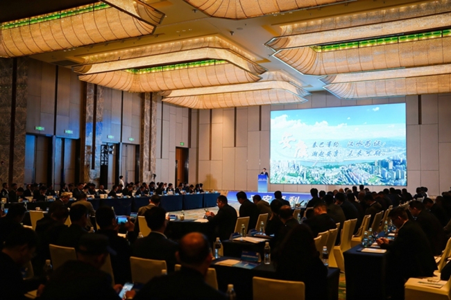 “安晋同心·材创未来”安康市新型材料产业项目合作恳谈会在太原举行