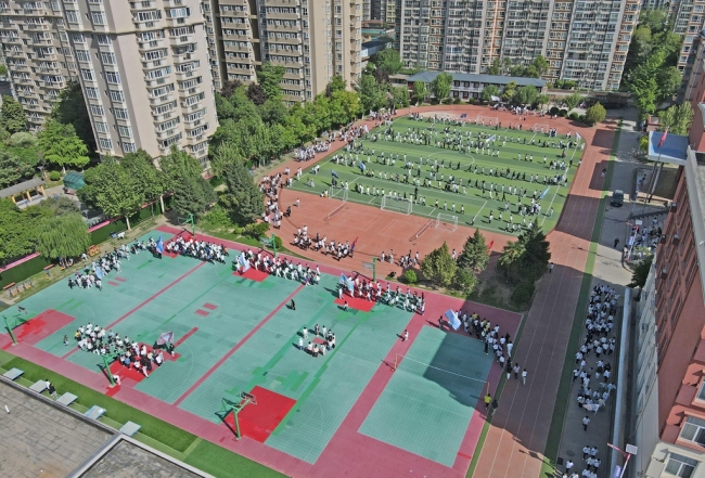 西安电子科技中学设立“自由着装日” 让美育浸润校园