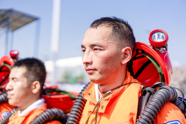 唐东：以匠心护安全，以担当树旗帜
