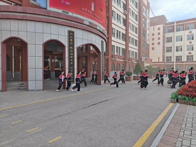 神木市第二中学：消防演练筑牢校园安全防线