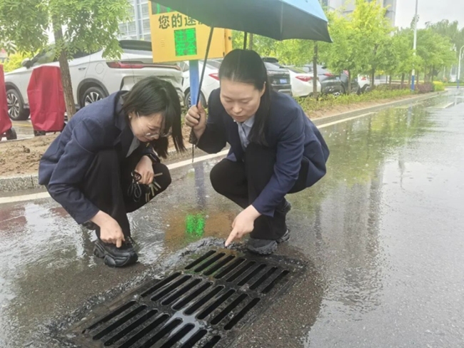 安全度汛，神南产业公司后勤服务中心有“招”