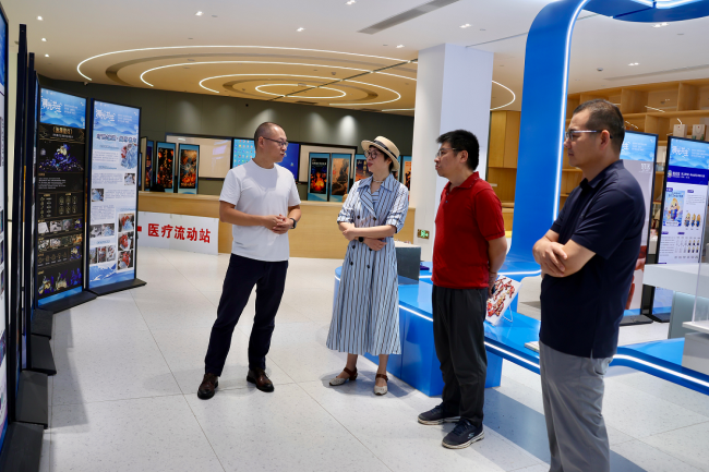 第二届象山鱼灯大赛成果亮相浙大宁波理工学院