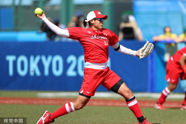 奥运首战打响：垒球比赛日本队8-1澳大利亚队