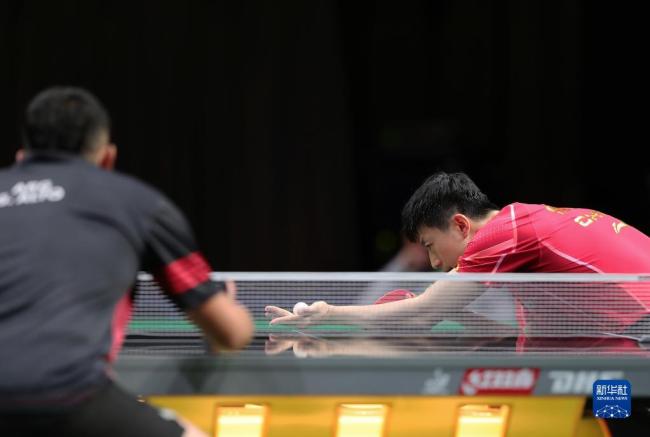 世乒赛：马龙首轮晋级
