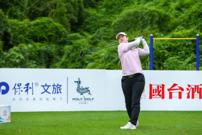 上海男队、陕西女队领跑高尔夫球全锦赛首轮