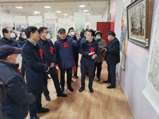 “艺旅情怀”河东五人画展在运城市文化馆举办