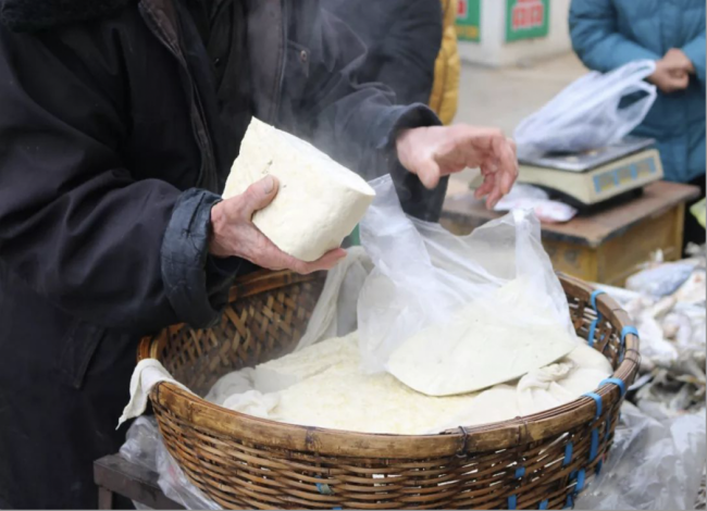 欢乐中国年 地道山西味┃二十五磨豆腐 晋味春节年味愈浓